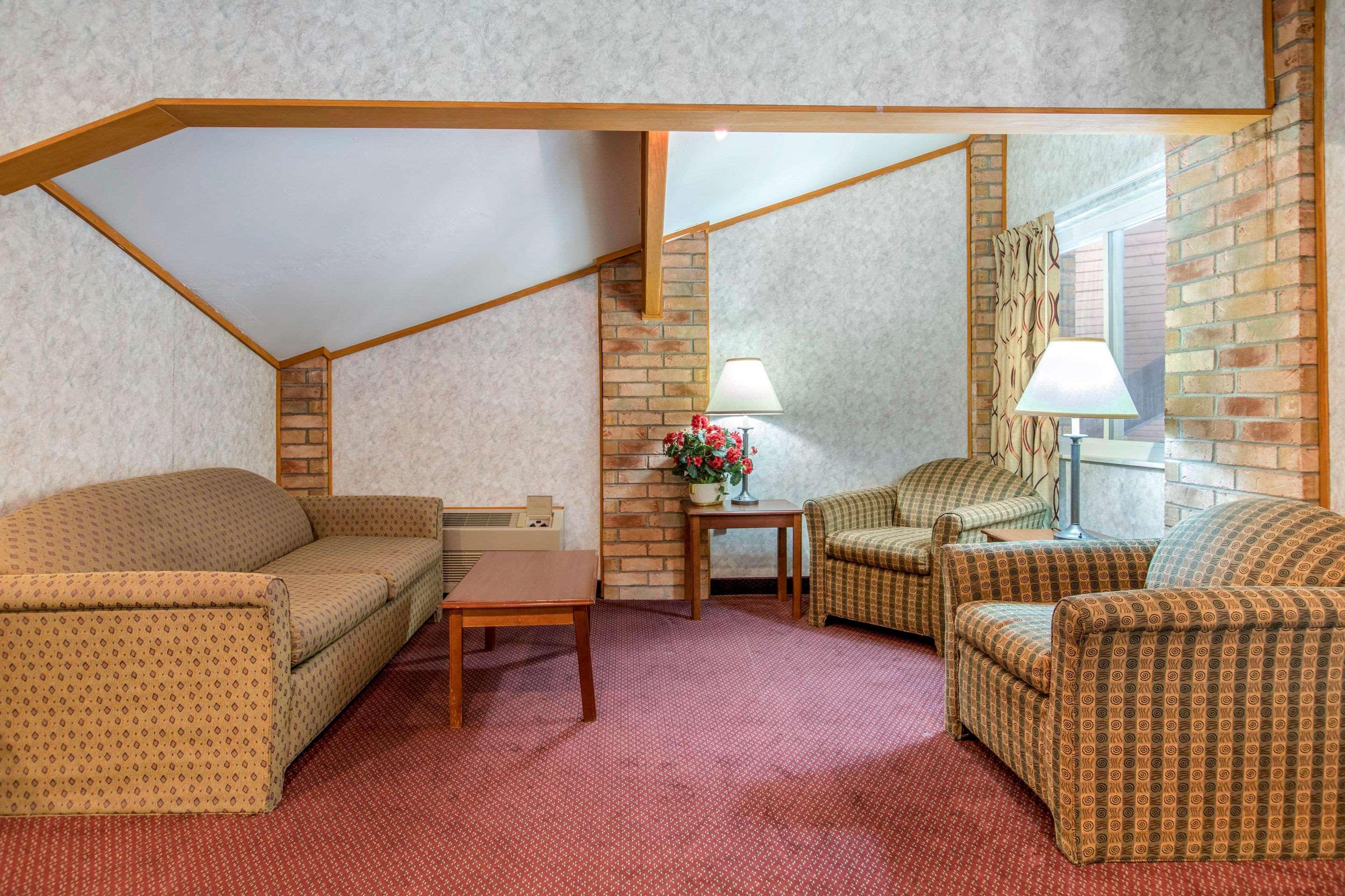 Rodeway Inn Coopersville Luaran gambar