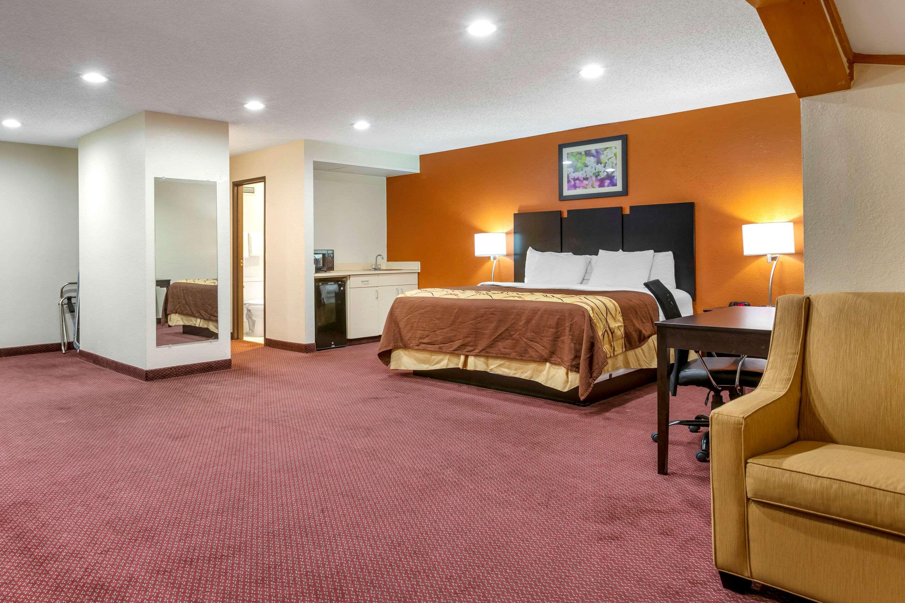 Rodeway Inn Coopersville Luaran gambar