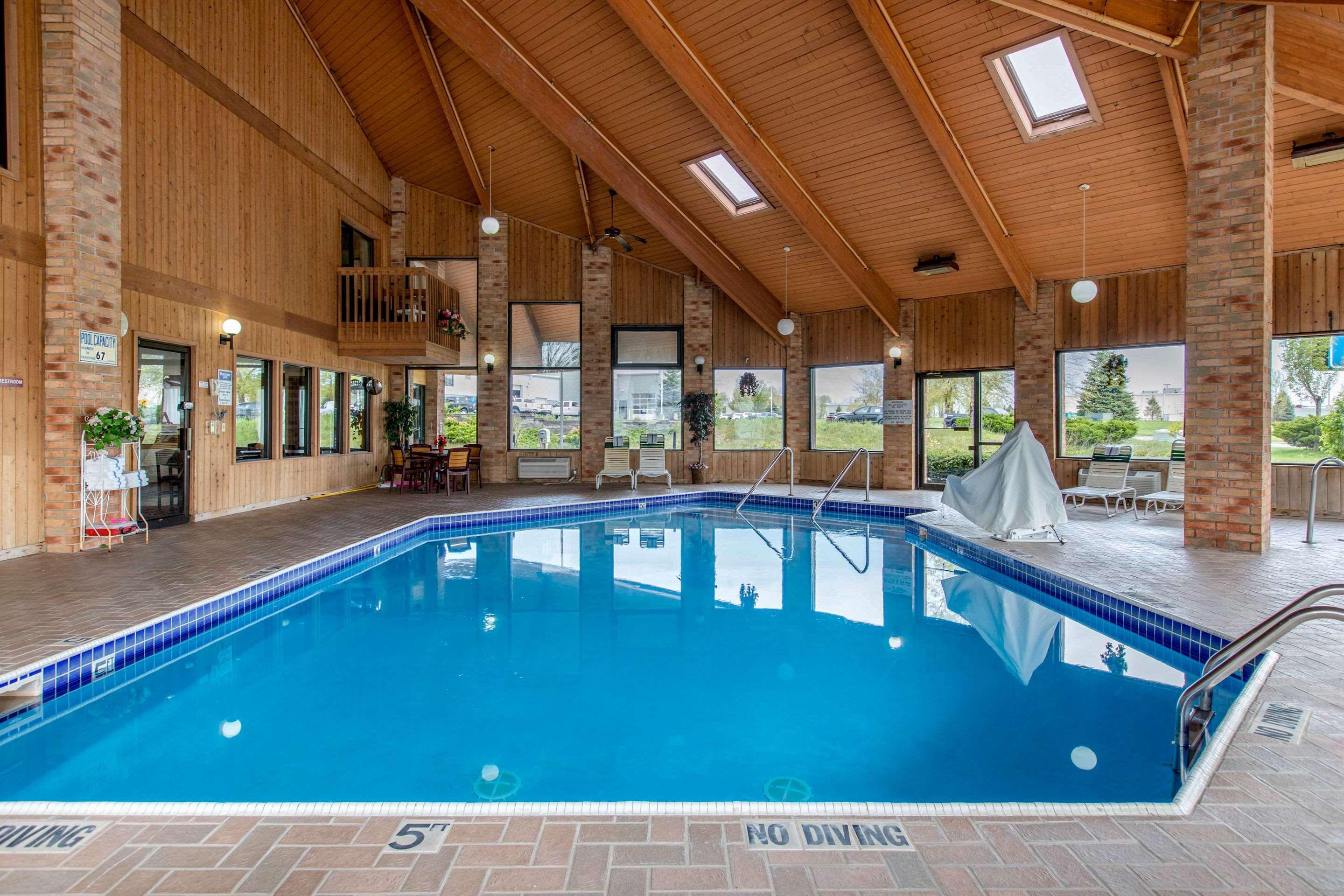 Rodeway Inn Coopersville Luaran gambar